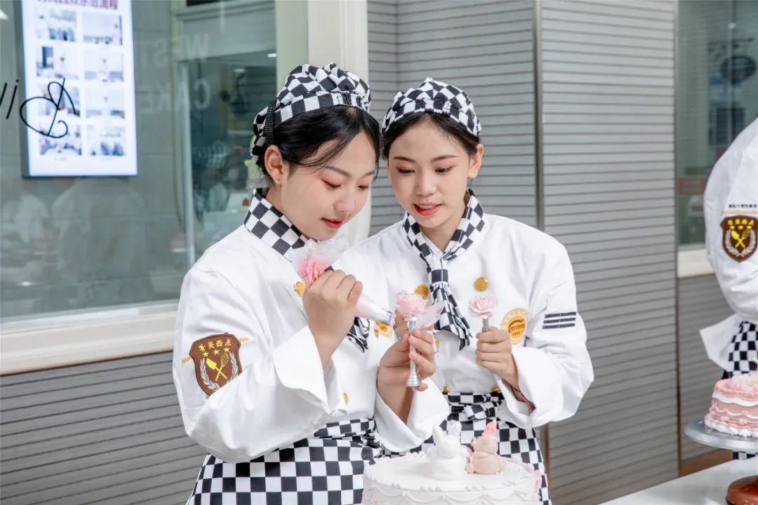 W(xu)c(din)|ڌI(y)Vc(din)W(xu)УW(xu)(x)ǷNʲôw